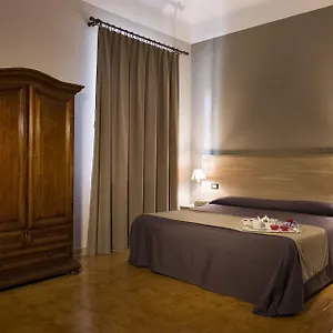 Esperia Hotel